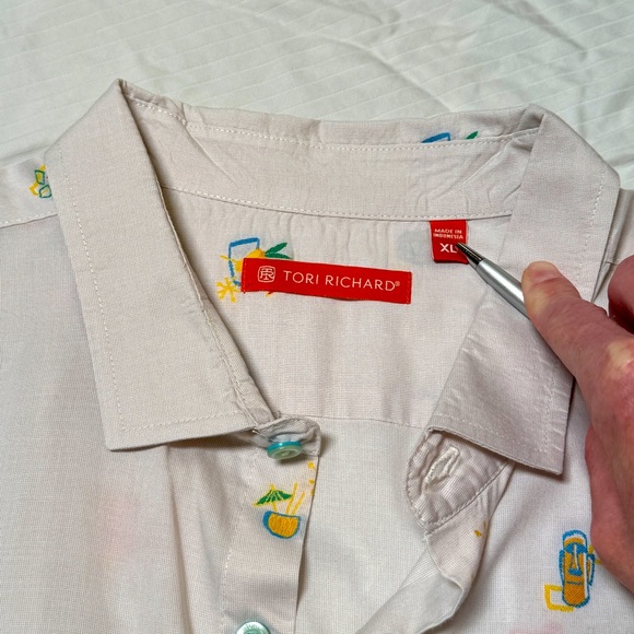 Tori Richard short sleeved button up - Picture 2 of 5